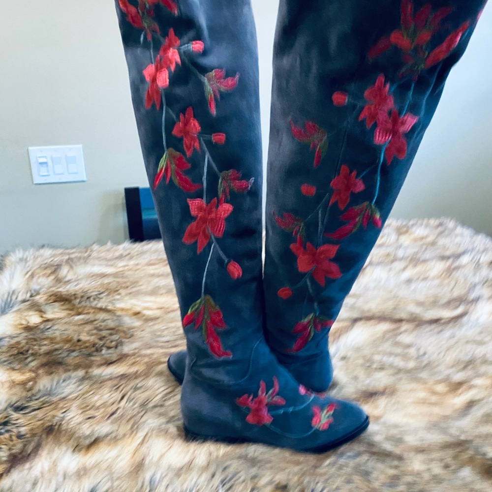 ASH OVER THE KNEE GREY SUEDE EMBROIDERED PINK/RED FLOWERS BOOTS FLAT - Picture 3 of 11